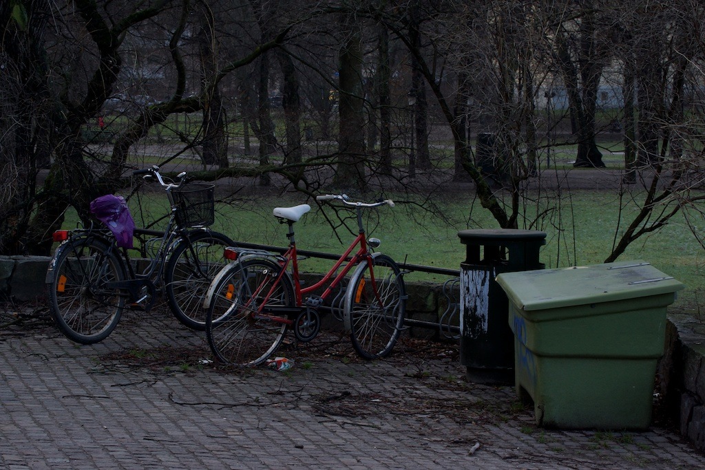 Припаркованные велосипеды