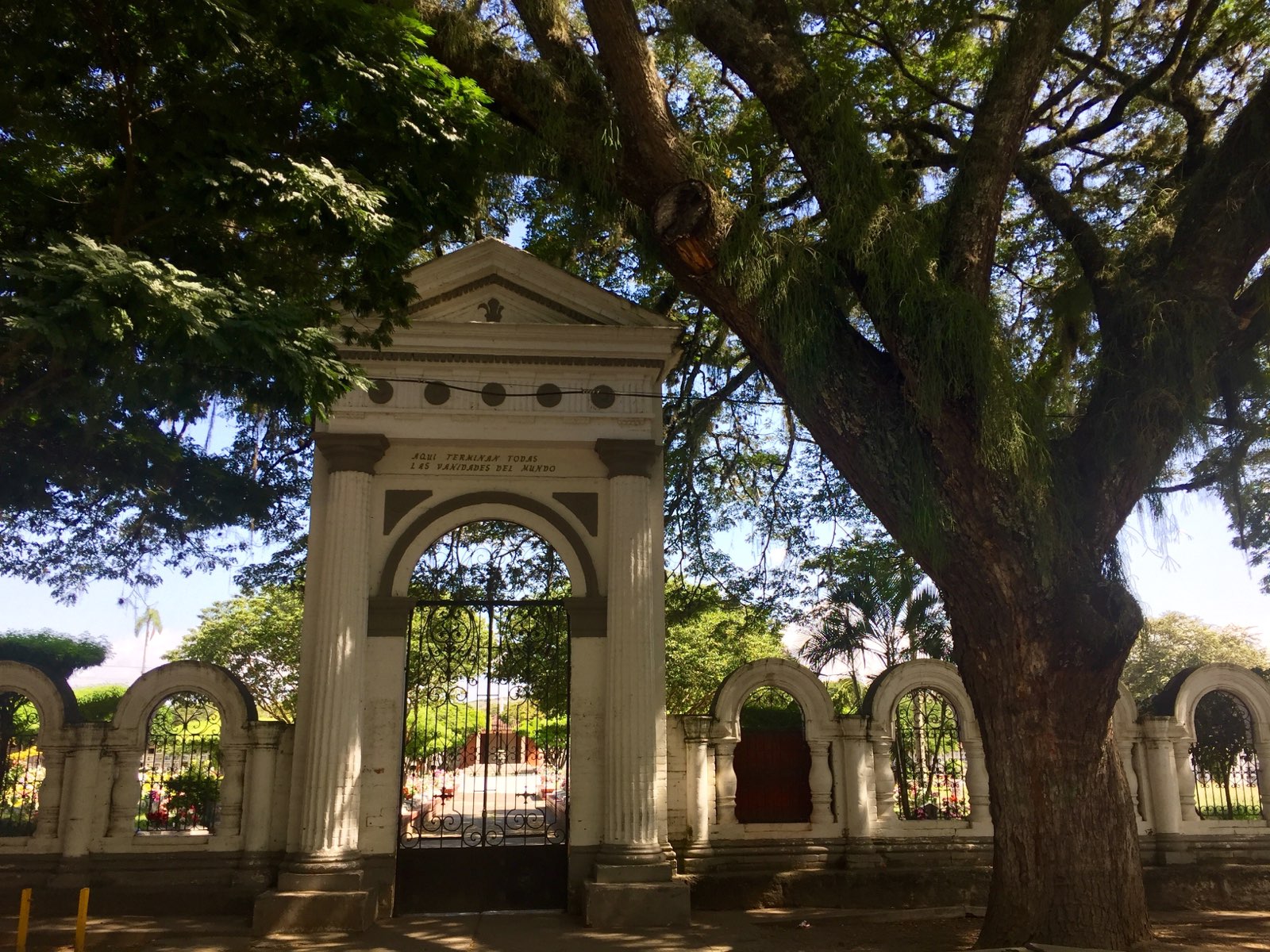 Roldanilho Cemetery